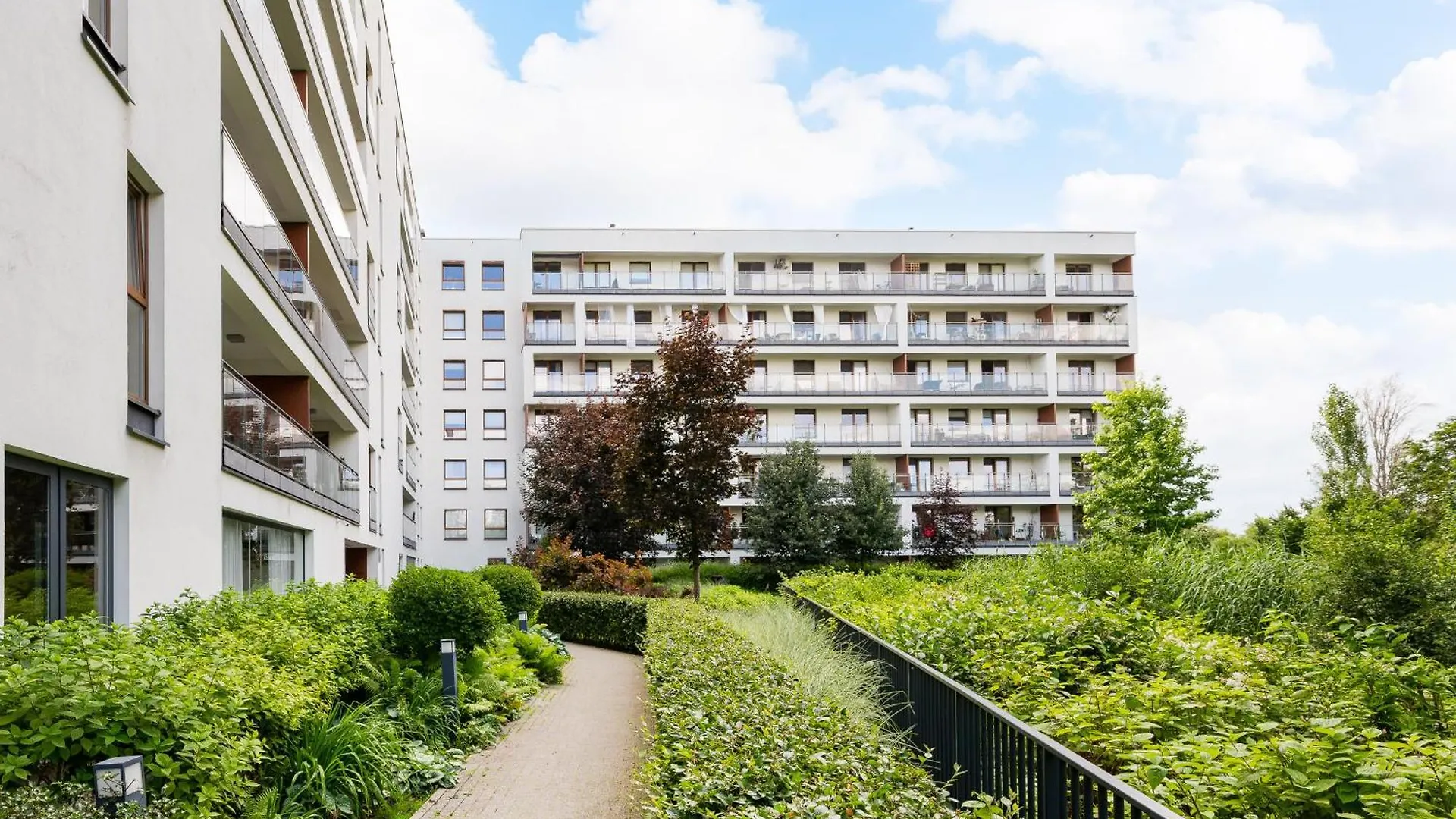 Jezioro Goclawskie View Apartment By Bookinghost Warschau